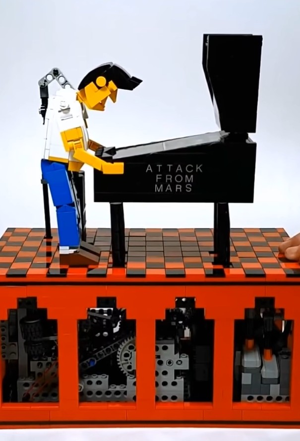 Beyond the Brick - LEGO Pinball by TonyFlow76