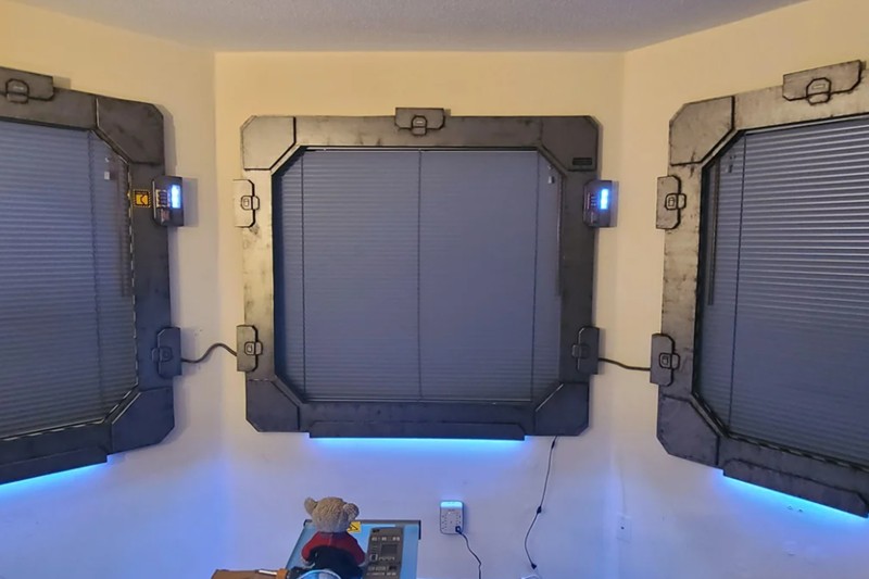 instructables - Space Station Themed Friction Mount Window Frames With Smart Lighting