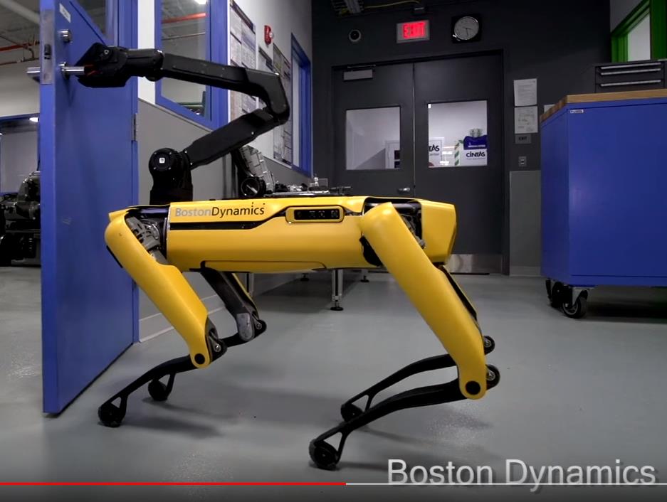 Spotmini de Boston Dynamics - door.jpg