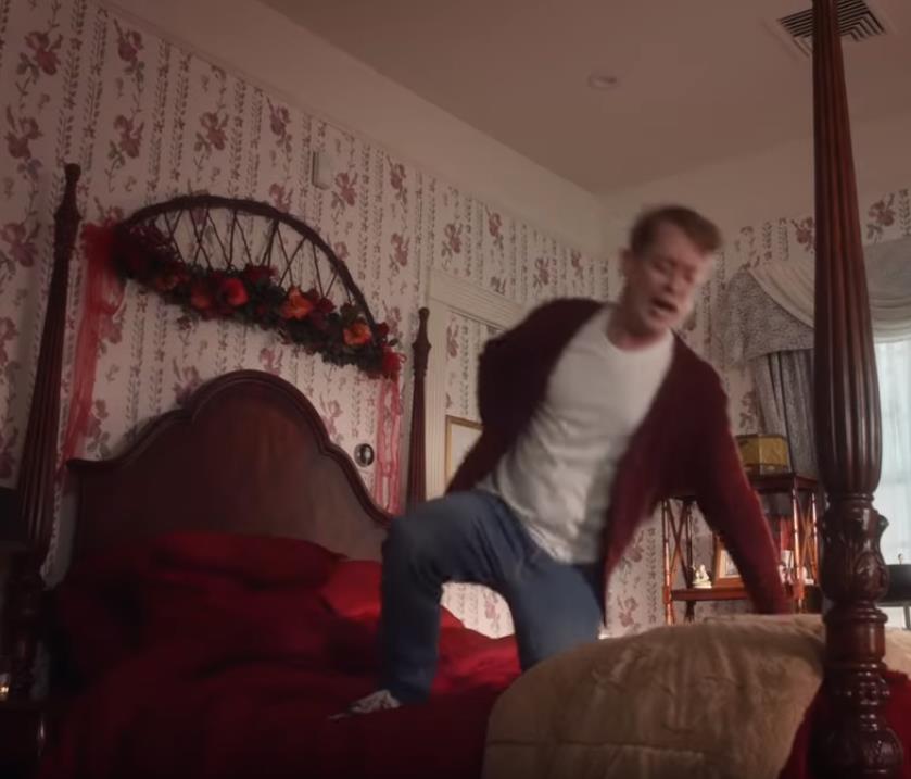 Youtube - Home Alone Again with the Google Assistant - Kevin McCallister.jpg