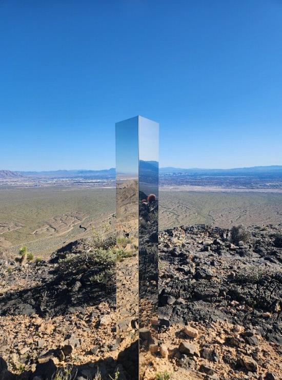 Over the weekend, @LVMPDSAR spotted this mysterious monolith near Gass Peak north of the valley.