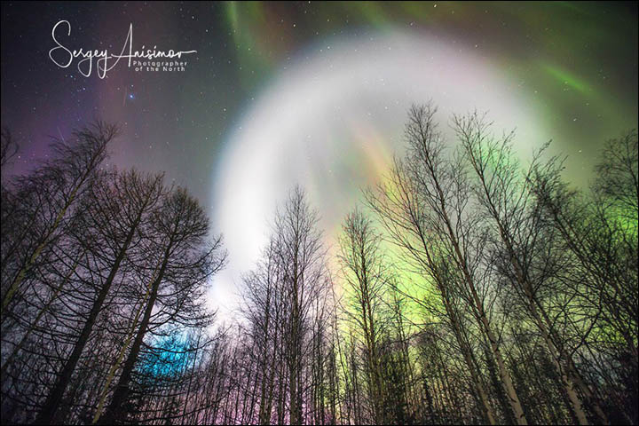 siberia UFO-Northern-Lights inside_glow_2.jpg