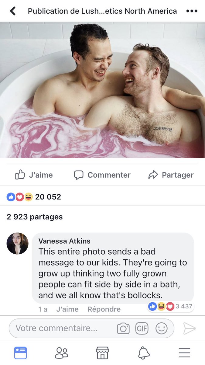 twitter.com ParisianLolita tweet baignoire deux hommes.jpg