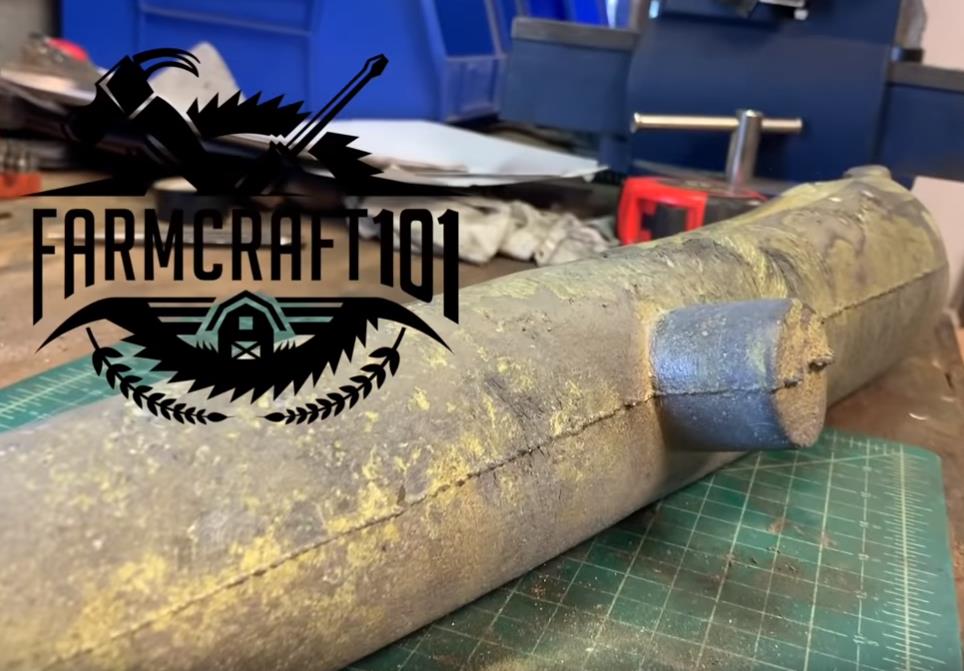 youtube.com Casting a Historic Bronze Cannon Barrel, Scaled Down Replica. FarmCraft101.jpg